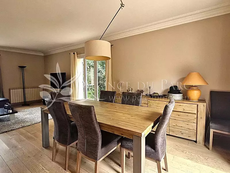 Maison, 180 m²