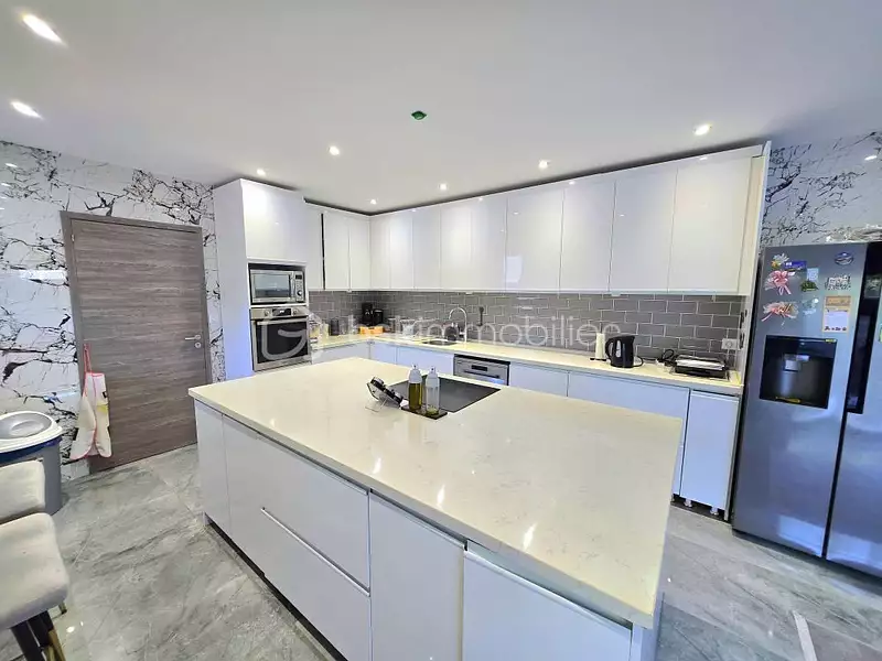 Maison, 159 m²