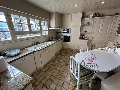 Maison, 253 m²