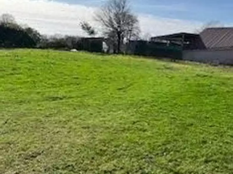 Terrain, 1 424 m²