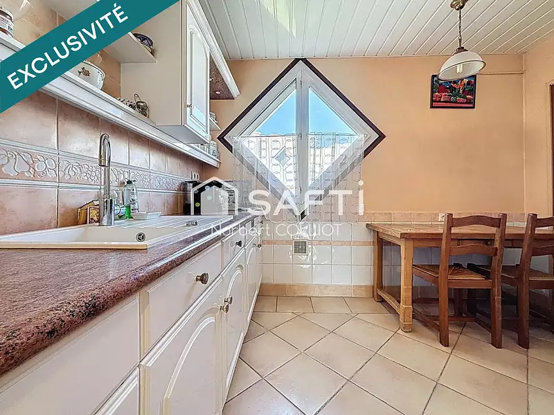 Maison, 117 m²