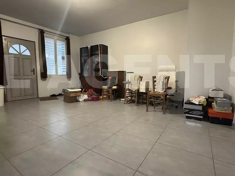Maison, 160 m²