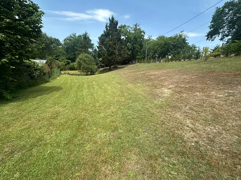 Terrain, 1 437 m²