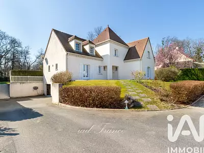 Maison, 246 m²
