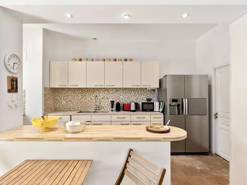 Appartement, 400 m²