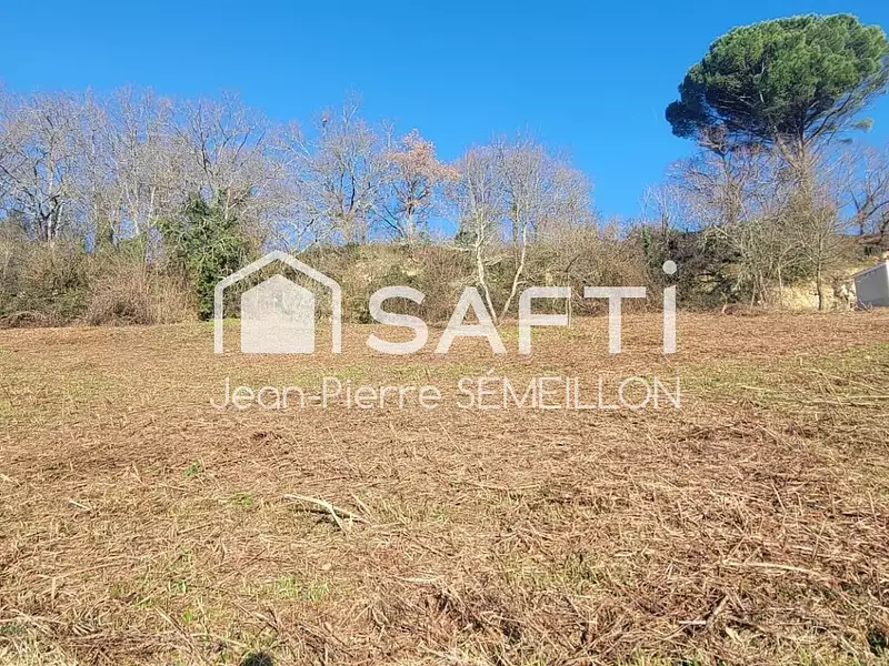 Terrain, 2 601 m²