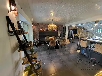 Maison, 235 m²