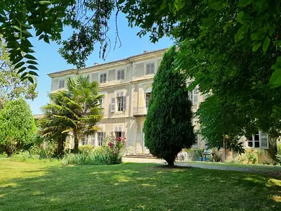 Maison, 860 m²