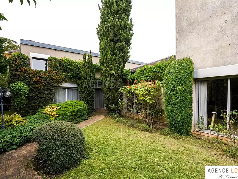 Maison, 214 m²