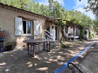 Maison, 180 m²
