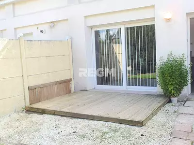 Maison, 240 m²
