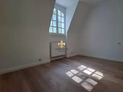 Maison, 225 m²