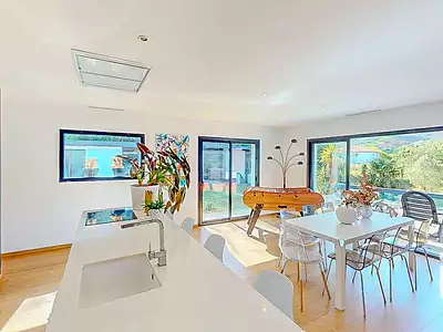 Maison, 229 m²
