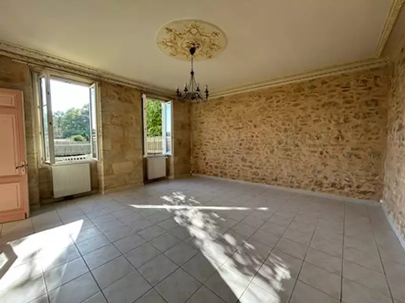Maison, 176 m²