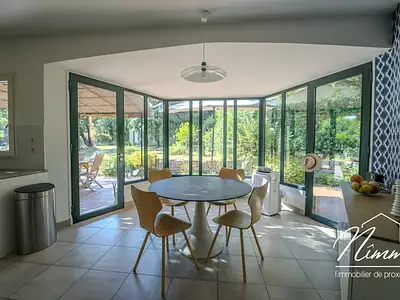 Maison, 250 m²