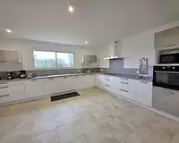 Maison, 325 m²