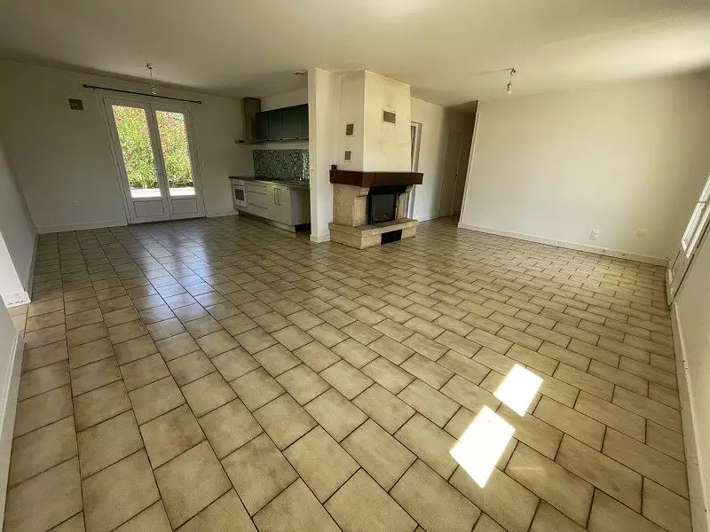 Maison, 94 m²