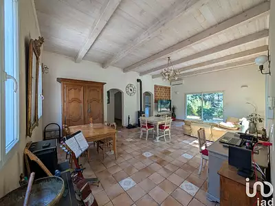 Maison, 146 m²