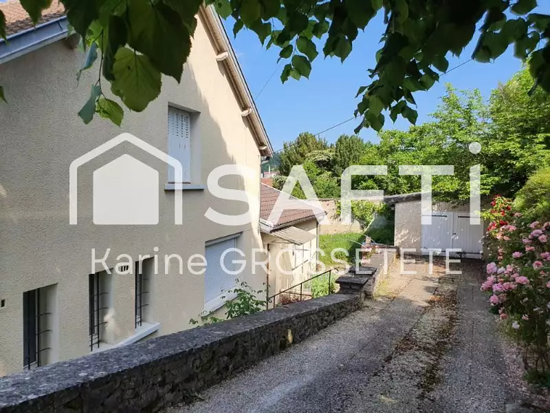 Maison, 180 m²
