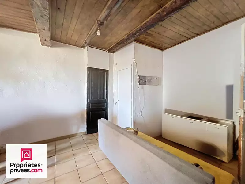 Immeuble, 220 m²