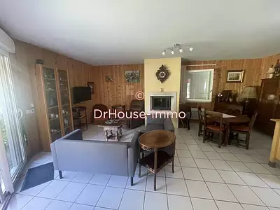 Maison, 213 m²