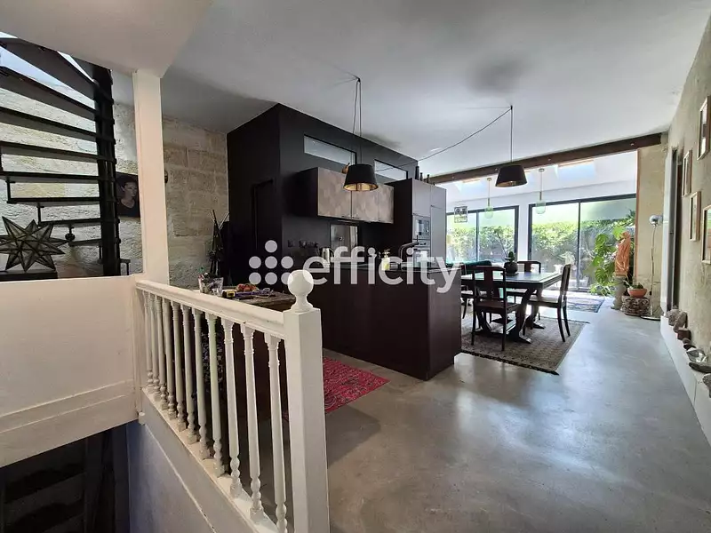 Maison, 111 m²
