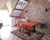 Maison, 245 m²