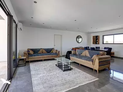 Maison, 156 m²