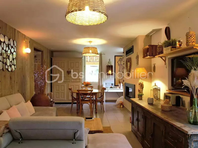 Maison, 230 m²