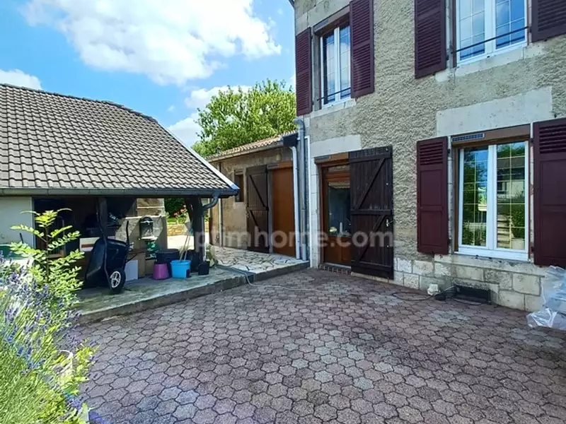 Maison, 210 m²