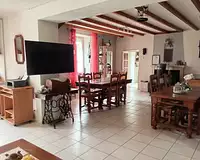 Maison, 253 m²