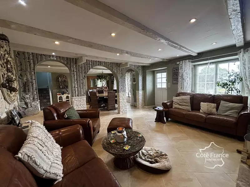 Maison, 265 m²