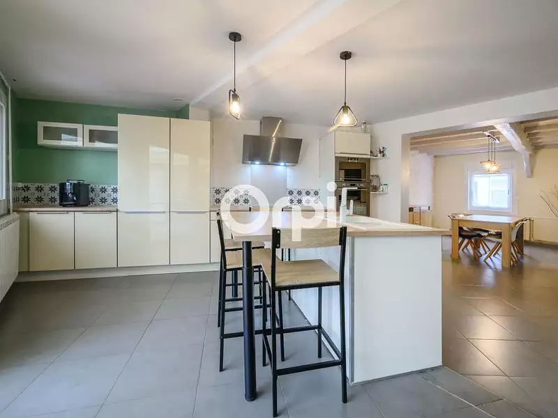 Maison, 137 m²