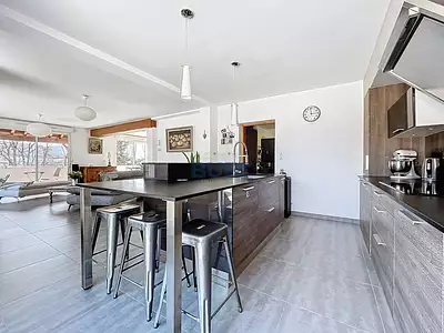 Maison, 250 m²