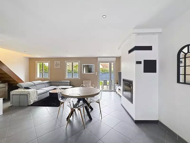 Maison, 105 m²
