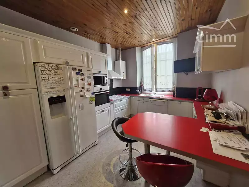 Immeuble, 160 m²
