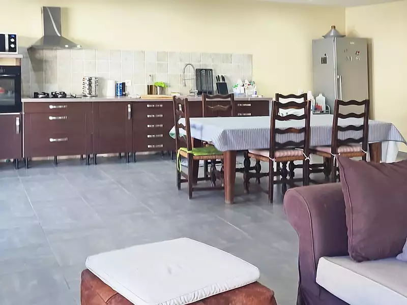 Maison, 225 m²