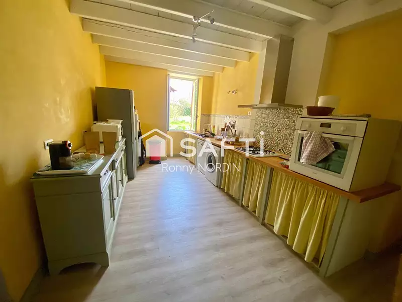 Maison, 180 m²