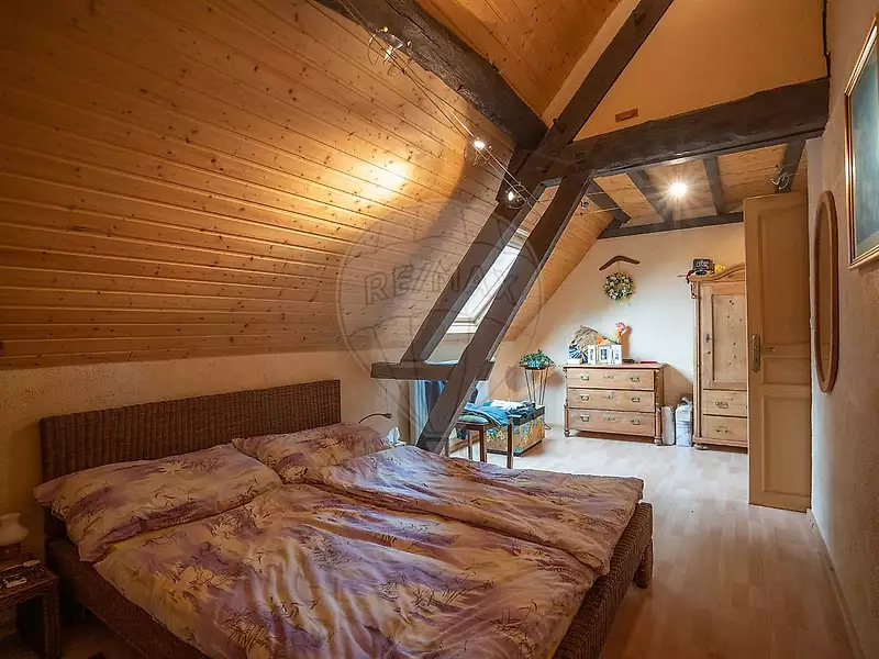 Maison, 247 m²