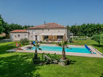 Maison, 330 m²