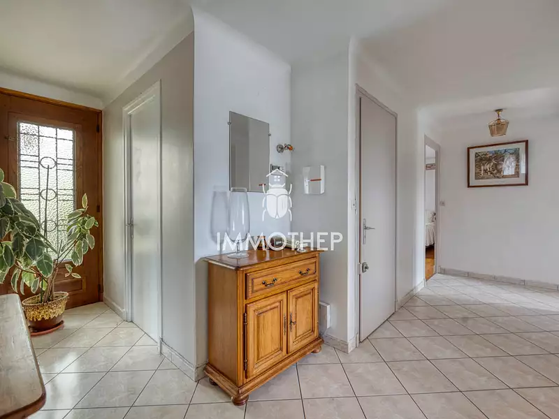 Maison, 217 m²