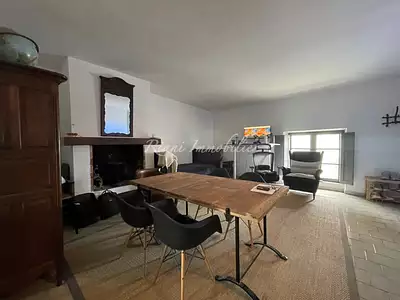 Immeuble, 240 m²