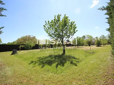 Terrain, 2 095 m²