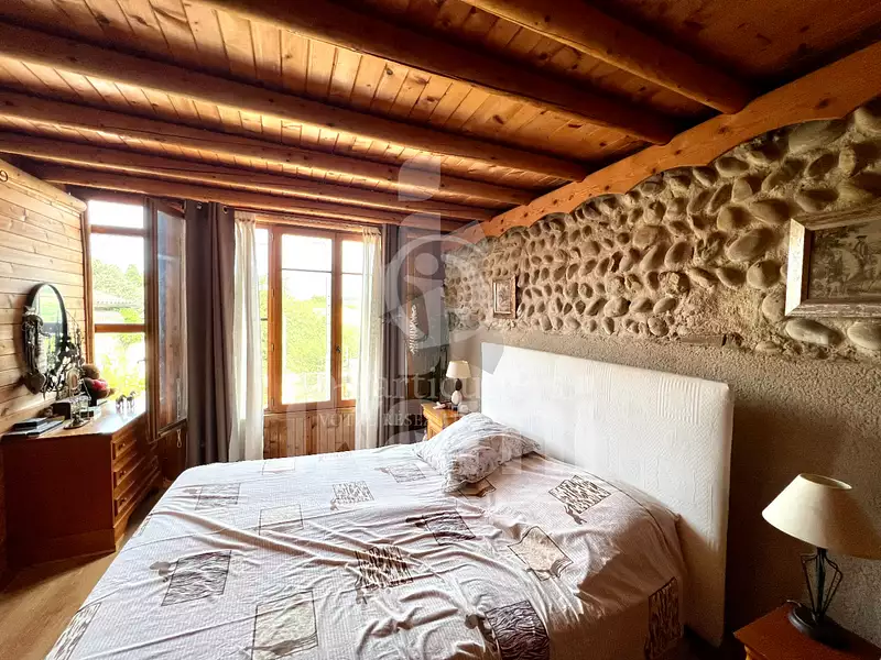 Maison, 275 m²