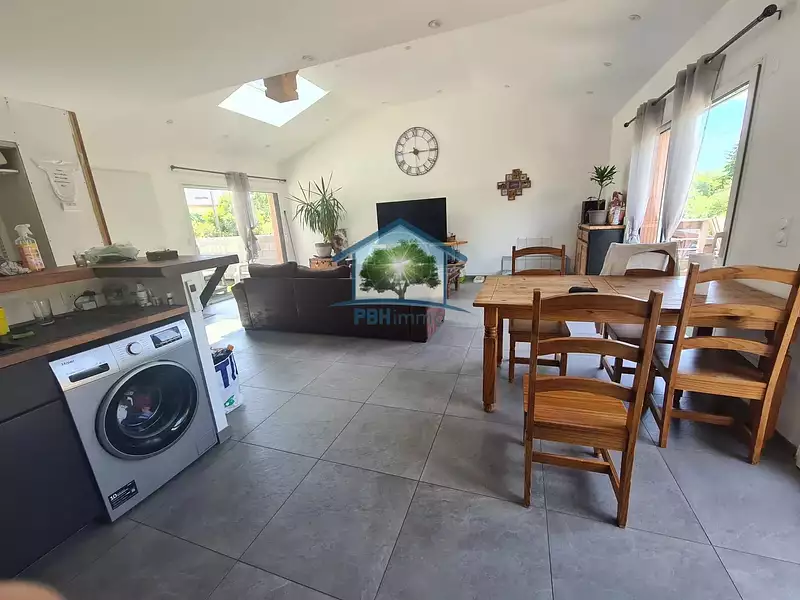 Maison, 340 m²