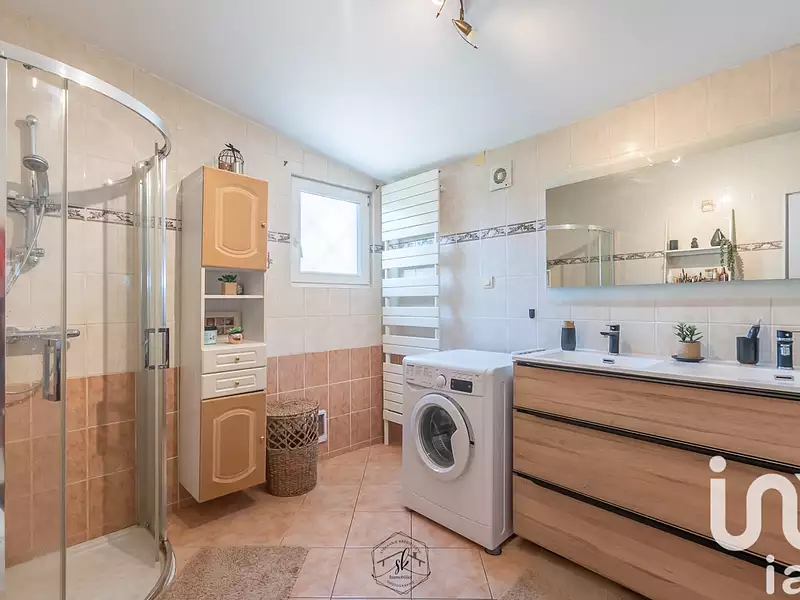 Maison, 93 m²