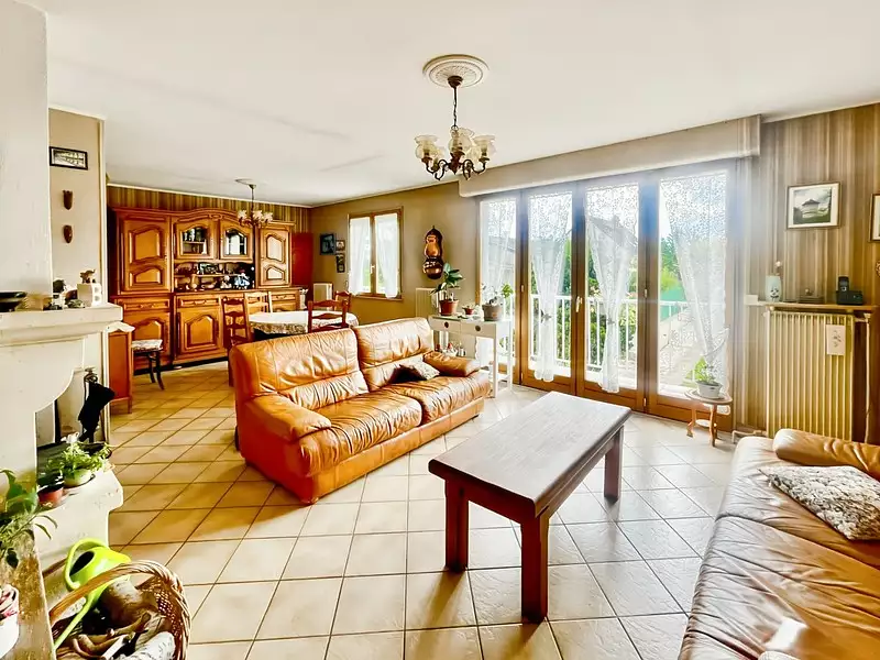 Maison, 215 m²