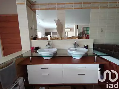 Maison, 237 m²