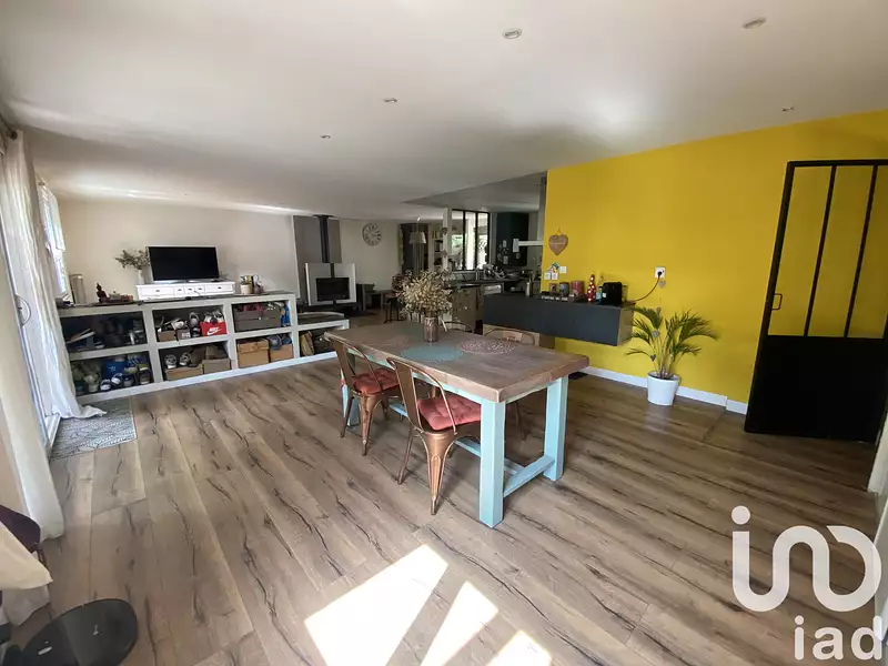 Maison, 163 m²