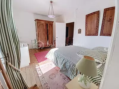 Maison, 250 m²